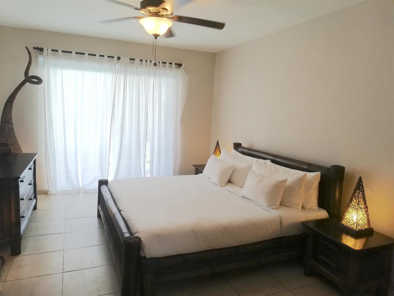 Las Terrazas Deluxe Pool Beach Club & Spa Punta Cana Kültér fotó
